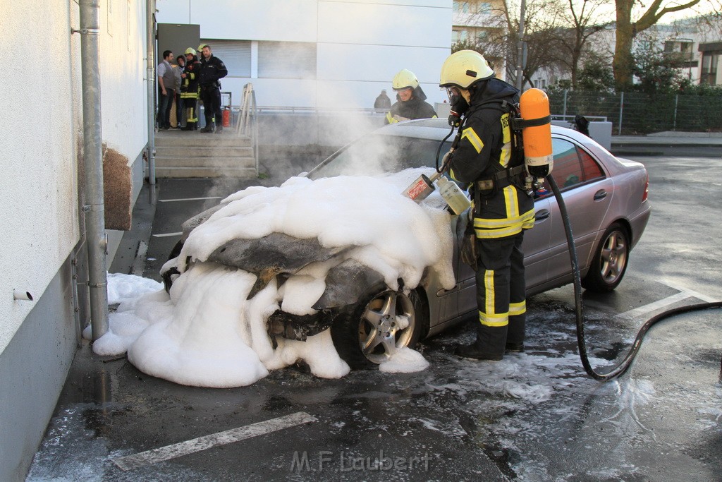 PKW Brand Koeln Bocklemuend Goerlinger Centrum JK P18.jpg